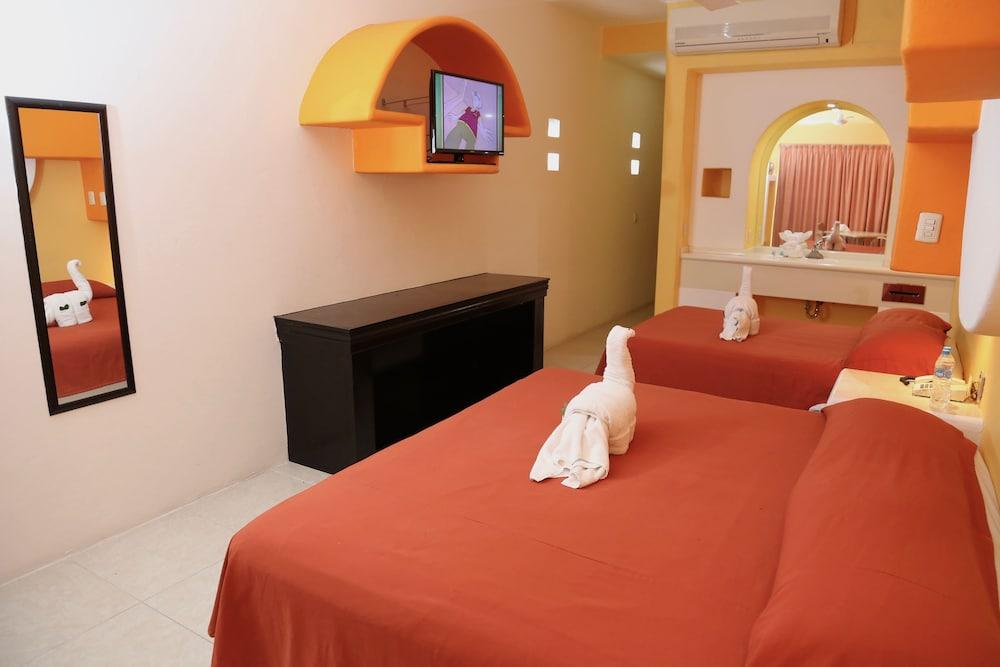 Hotel Alikar Санта Крус Уатулко Екстериор снимка