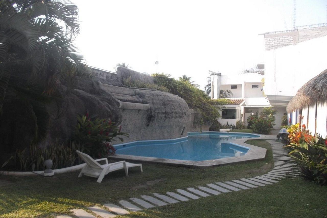 Hotel Alikar Санта Крус Уатулко Екстериор снимка