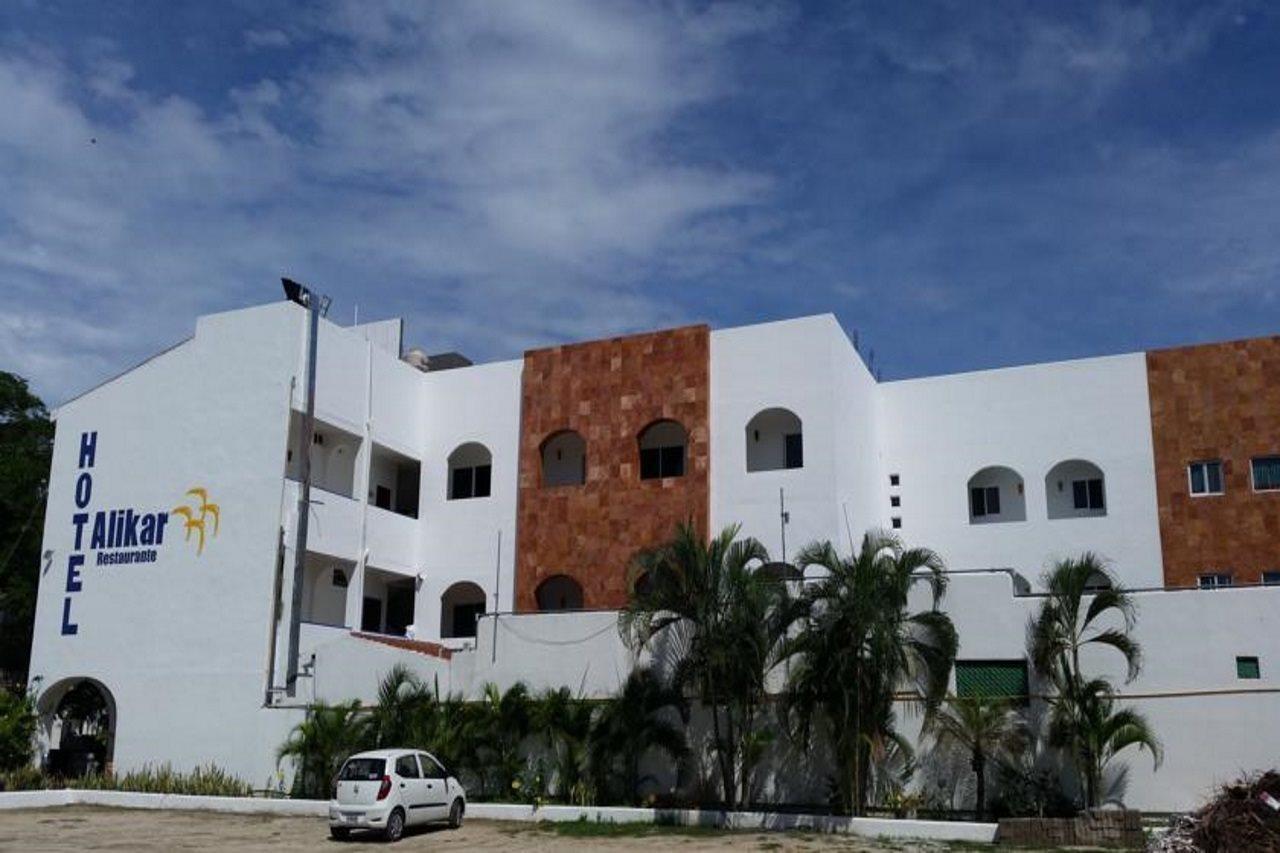 Hotel Alikar Санта Крус Уатулко Екстериор снимка